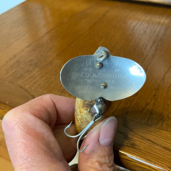 VINTAGE JITTERBUG WOODEN FISHING LURES - FRED ARBOGAST - LOT OF 2 - Picture 5 of 7